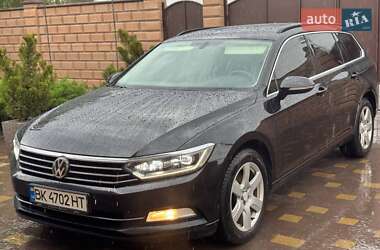 Універсал Volkswagen Passat 2014 в Дубні