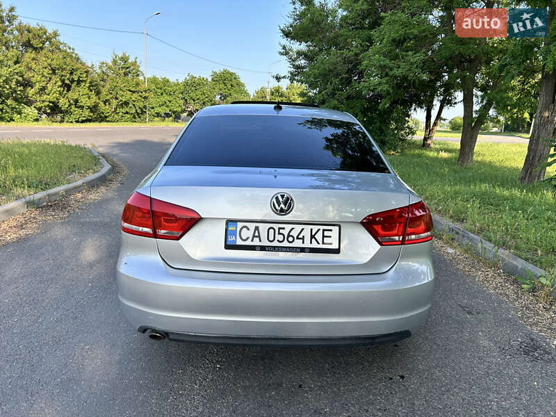 Седан Volkswagen Passat 2012 в Черкассах