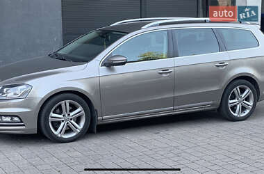 Універсал Volkswagen Passat 2013 в Львові