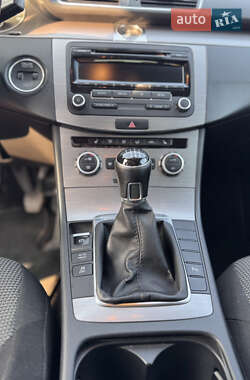 Седан Volkswagen Passat 2013 в 