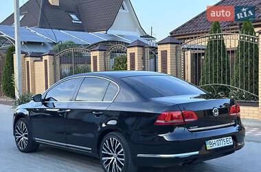 Седан Volkswagen Passat 2012 в 