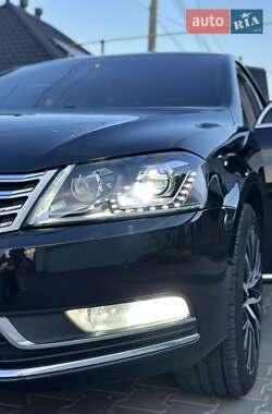 Седан Volkswagen Passat 2012 в 
