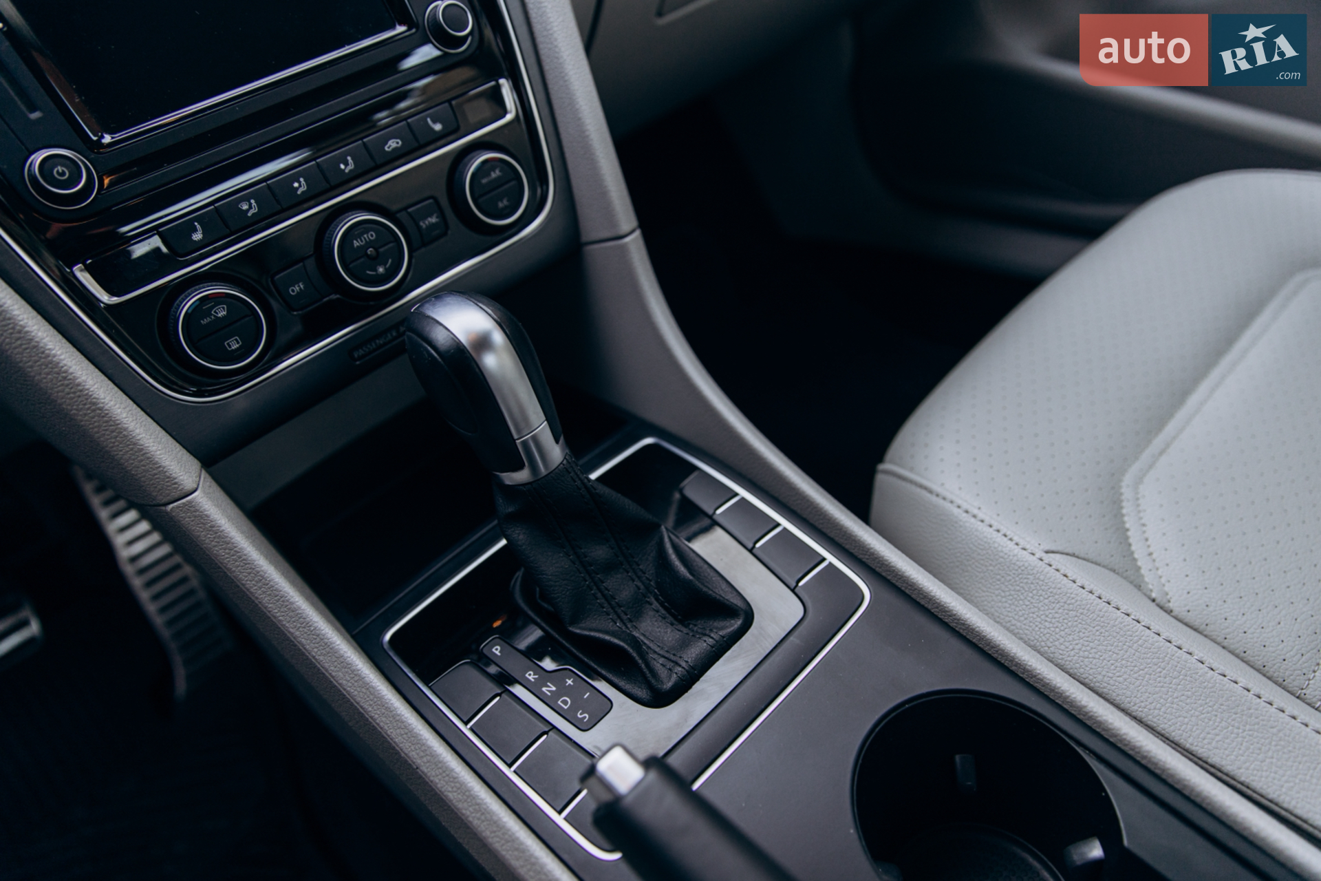 2018 Volkswagen Passat - мініатюра 11