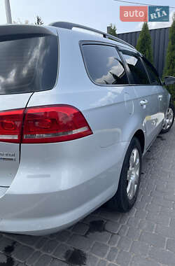 Универсал Volkswagen Passat 2011 в 