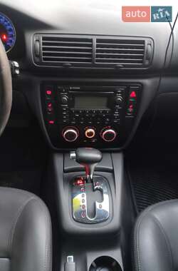 Универсал Volkswagen Passat 2005 в 