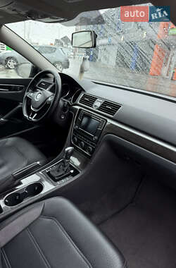 Седан Volkswagen Passat 2016 в 