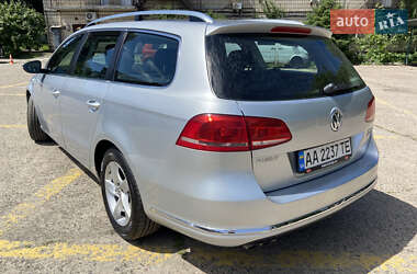 Универсал Volkswagen Passat 2012 в 