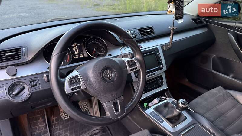 Универсал Volkswagen Passat 2010 в Мукачево