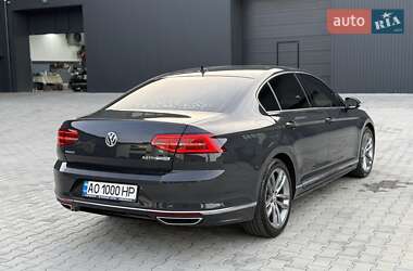 Седан Volkswagen Passat 2015 в 