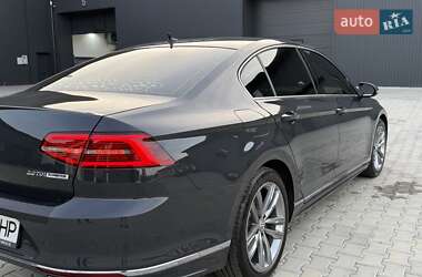 Седан Volkswagen Passat 2015 в 