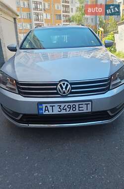 Універсал Volkswagen Passat 2011 в Івано-Франківську