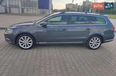 Универсал Volkswagen Passat 2011 в Харькове