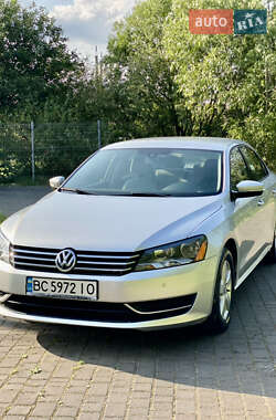 Седан Volkswagen Passat 2015 в Львове