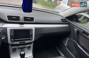 Седан Volkswagen Passat 2012 в 
