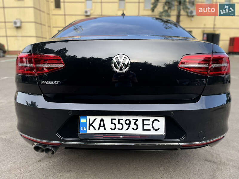 Седан Volkswagen Passat 2018 в Києві