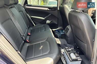 Седан Volkswagen Passat 2012 в 