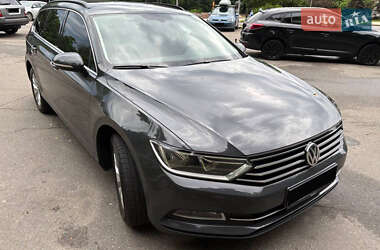 Універсал Volkswagen Passat 2018 в Києві