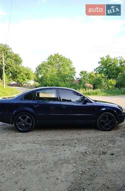 Седан Volkswagen Passat 1999 в 