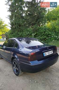 Седан Volkswagen Passat 1999 в 