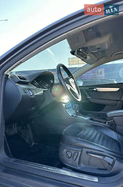 Универсал Volkswagen Passat 2011 в 