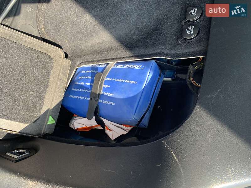 Универсал Volkswagen Passat 2001 в Сарнах