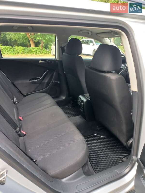 Универсал Volkswagen Passat 2008 в Луцке