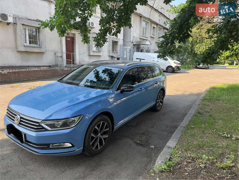 Универсал Volkswagen Passat 2015 в 