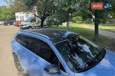 Универсал Volkswagen Passat 2015 в 