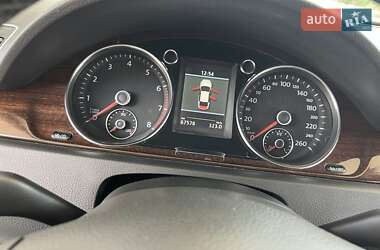 Седан Volkswagen Passat 2013 в 