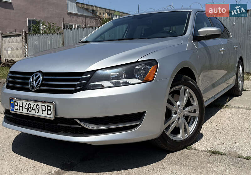 Седан Volkswagen Passat 2014 в Одессе