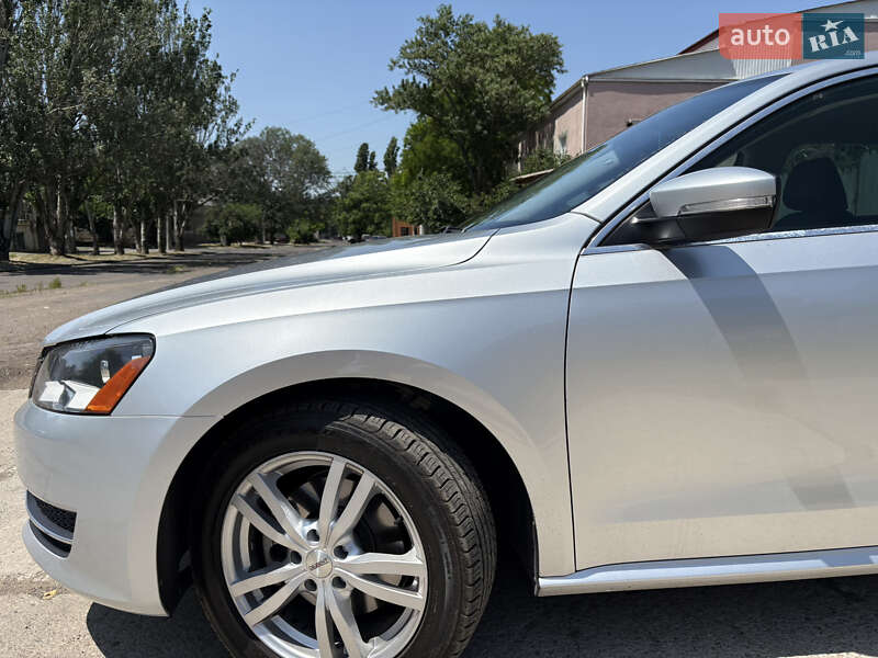 Седан Volkswagen Passat 2014 в Одессе