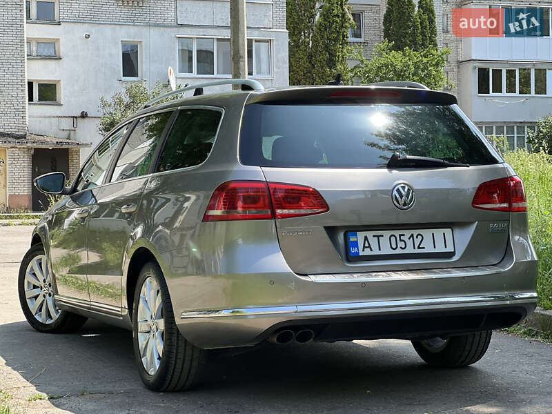 Універсал Volkswagen Passat 2011 в Калуші