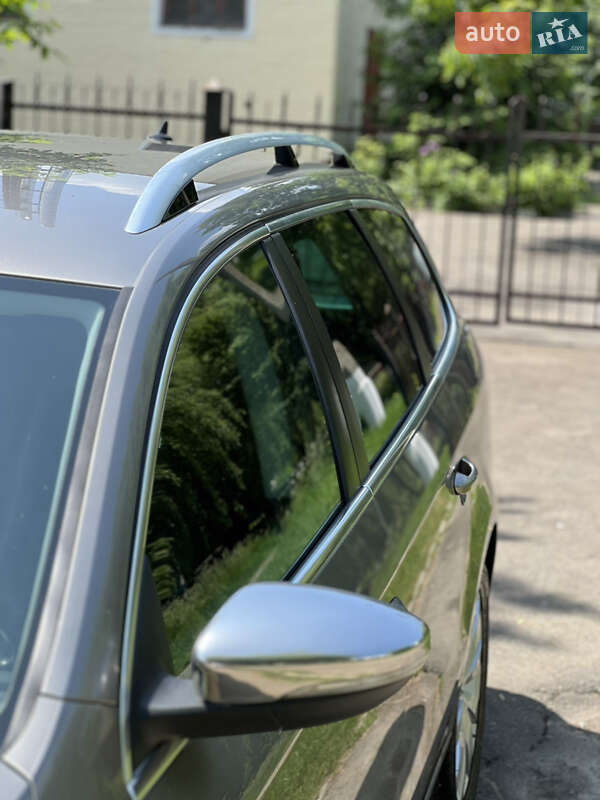 Універсал Volkswagen Passat 2011 в Калуші