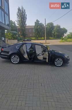 Седан Volkswagen Passat 2017 в 