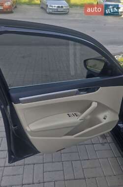 Седан Volkswagen Passat 2017 в 