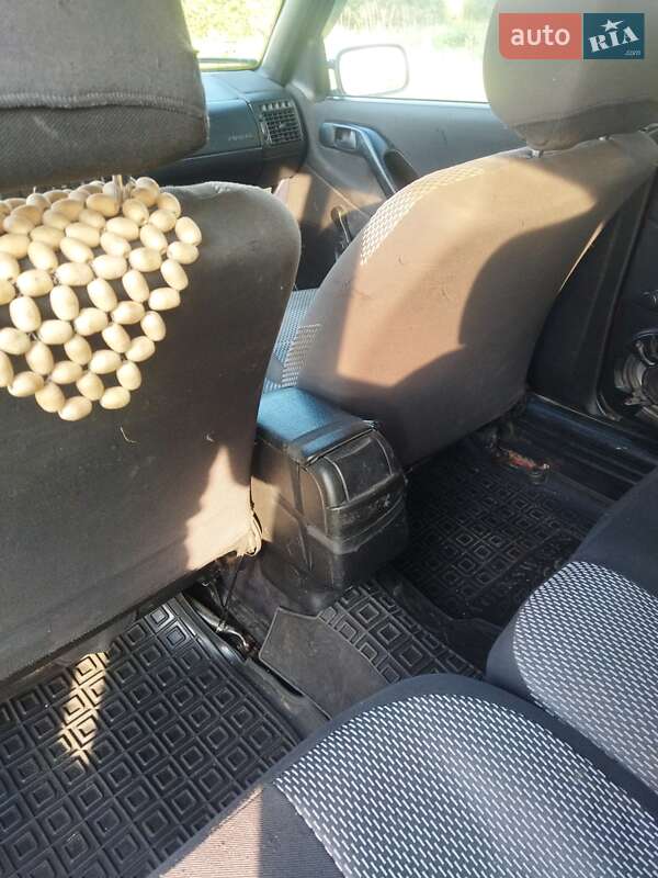 Универсал Volkswagen Passat 1996 в Луцке