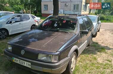Универсал Volkswagen Passat 1992 в Киеве