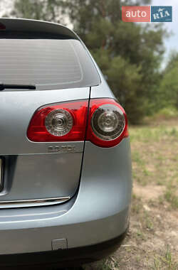 Универсал Volkswagen Passat 2005 в 