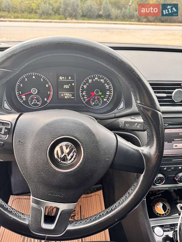 Седан Volkswagen Passat 2015 в Одессе фото 8 Седан Volkswagen Passat 2015 в Одессе