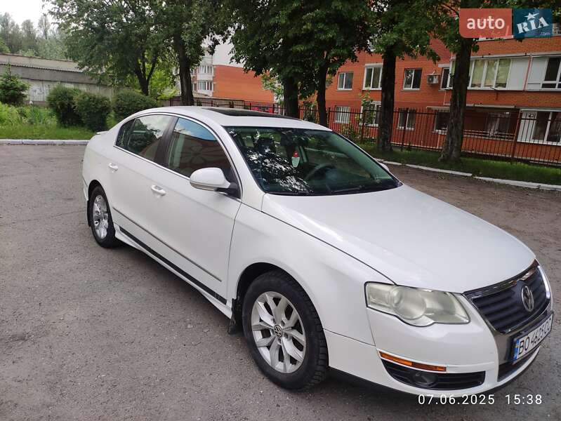 Седан Volkswagen Passat 2008 в Тернополе