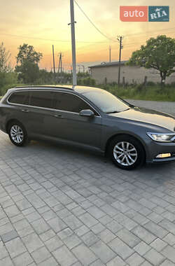 Универсал Volkswagen Passat 2015 в 