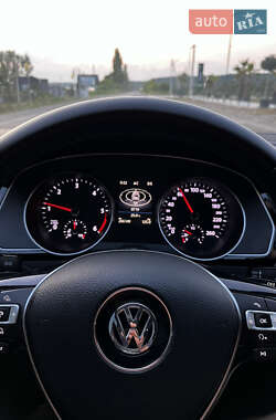 Универсал Volkswagen Passat 2015 в 