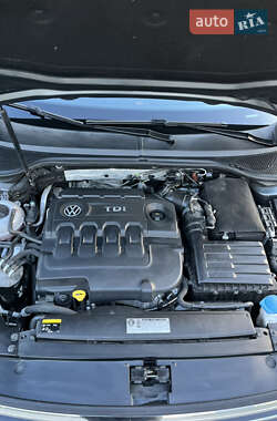 Универсал Volkswagen Passat 2015 в 