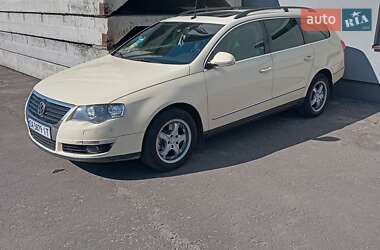 Універсал Volkswagen Passat 2008 в Броварах