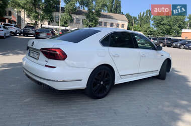 Седан Volkswagen Passat 2017 в 