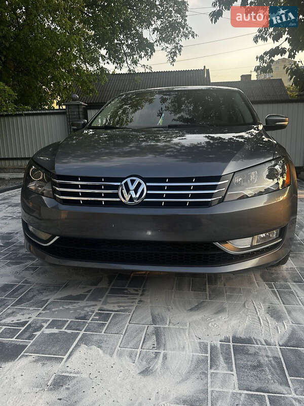 Седан Volkswagen Passat 2015 в 