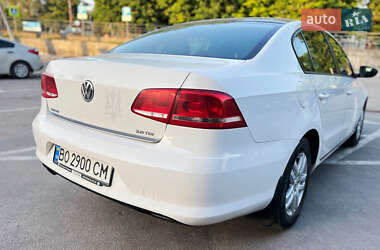 Седан Volkswagen Passat 2013 в Тернополі