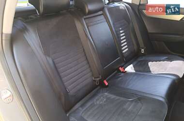 Універсал Volkswagen Passat 2013 в 