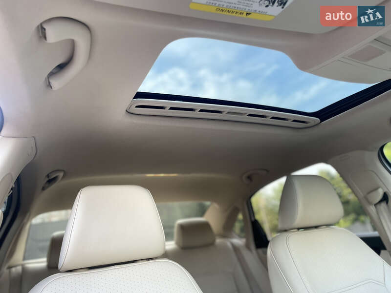 Седан Volkswagen Passat 2013 в Фастові