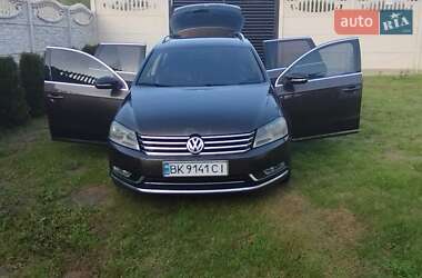 Универсал Volkswagen Passat 2012 в Клевани